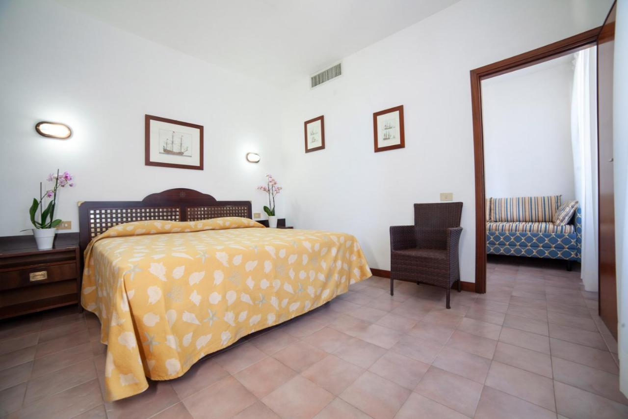 Hotel Antares Capoliveri  Luaran gambar